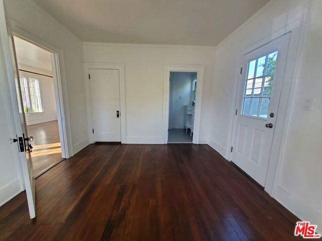 2666 Cimarron Street, Los Angeles, CA 90018