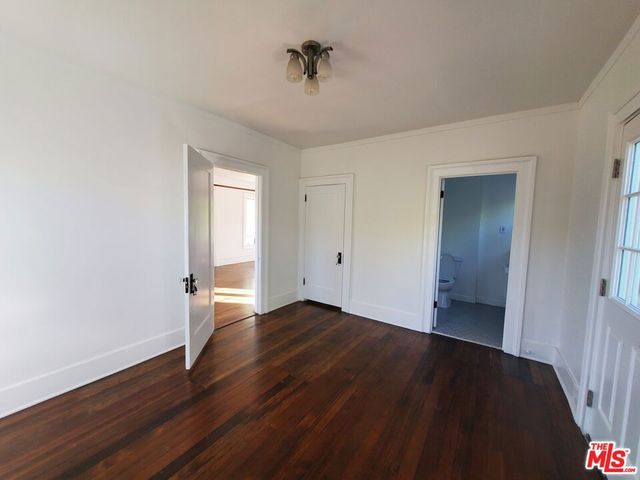 2666 Cimarron Street, Los Angeles, CA 90018