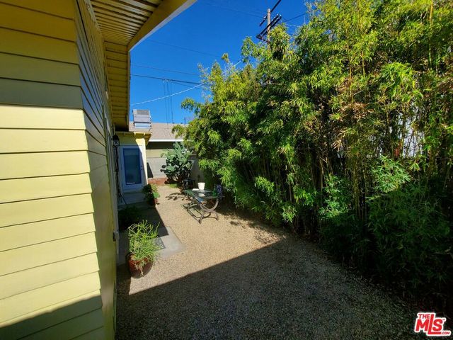 2666 Cimarron Street, Los Angeles, CA 90018