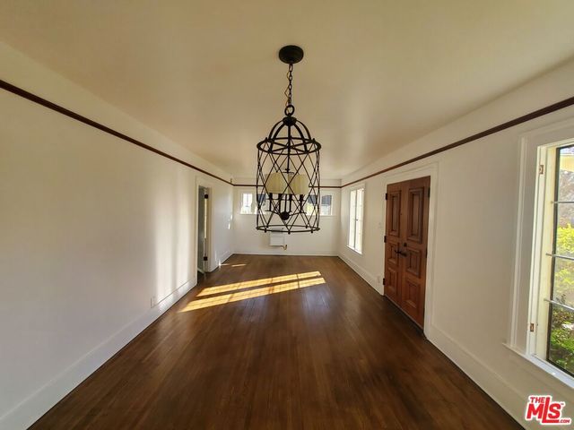 2666 Cimarron Street, Los Angeles, CA 90018