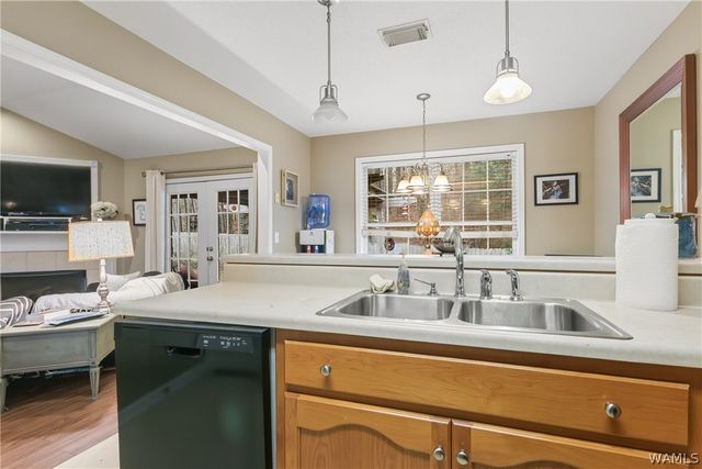 4923 Cambridge, Northport, AL 35473