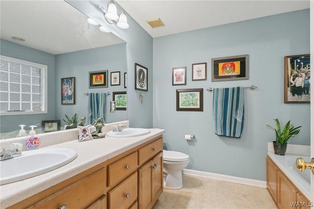 4923 Cambridge, Northport, AL 35473