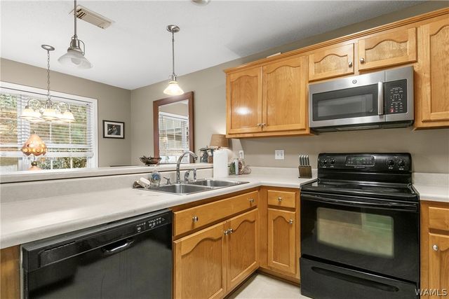 4923 Cambridge, Northport, AL 35473