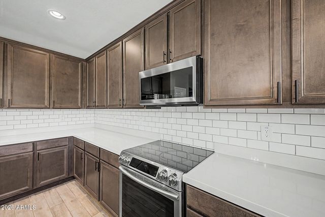 18040 W LOUISE Drive, Surprise, AZ 85387