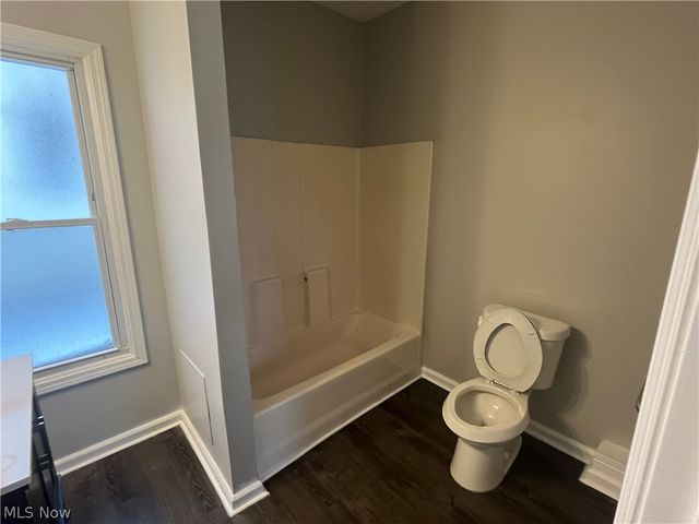 7728 Elton Avenue, Cleveland, OH 44102
