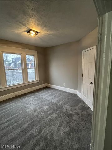 7728 Elton Avenue, Cleveland, OH 44102