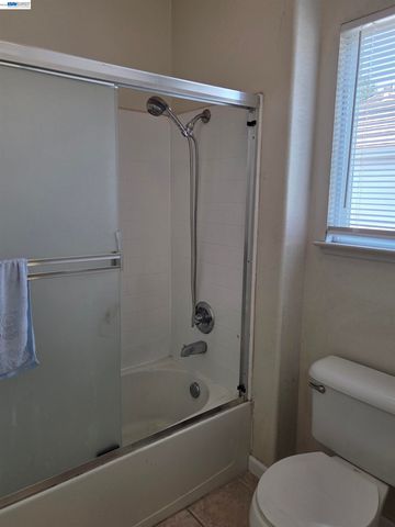 378 Alvarado St, San Leandro, CA 94577