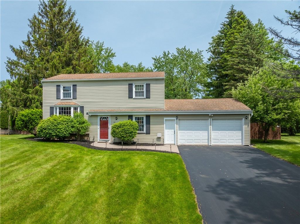 24 Weatherwood Lane, Chili, NY 14624