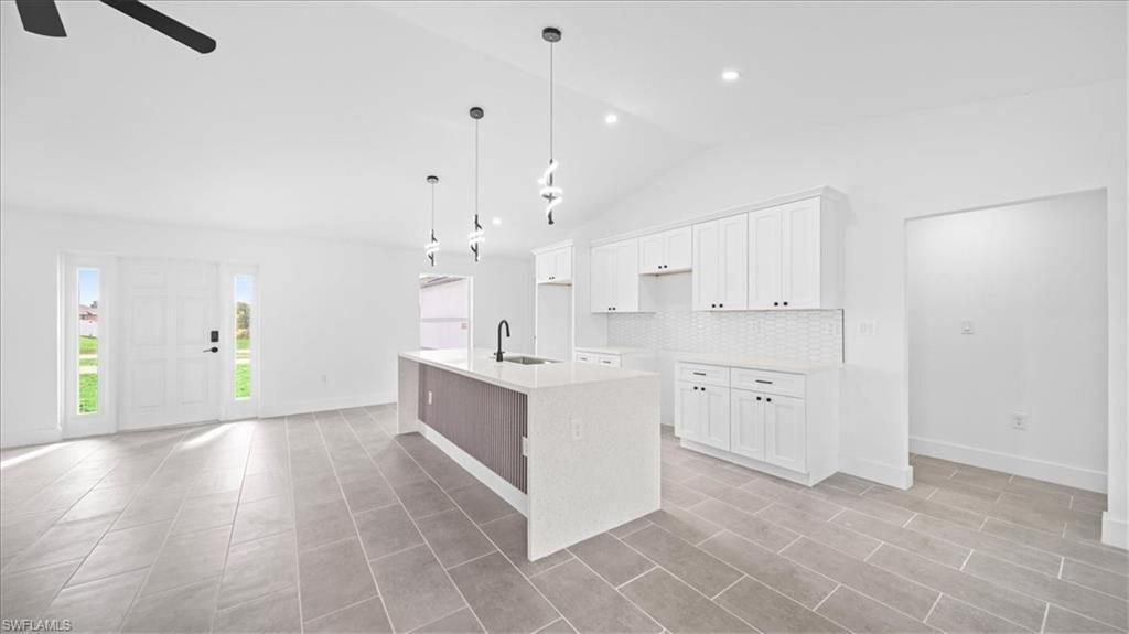 Image 7 of property listing at 55 Wilmington PKWY, Cape Coral, FL 33993