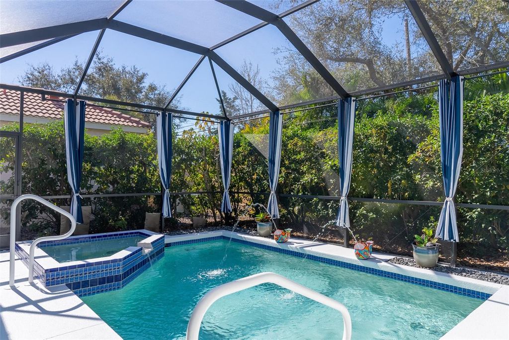 Image 32 of property listing at 570 CRANE PRAIRIE WAY, Osprey, FL 34229