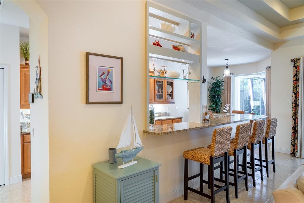 Image 10 of property listing at 570 CRANE PRAIRIE WAY, Osprey, FL 34229