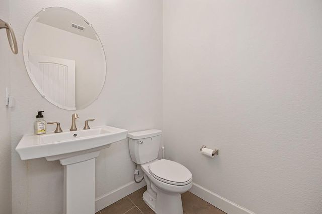 9704 Tangelo Cir, Elk Grove, CA 95624