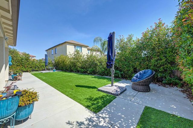 9704 Tangelo Cir, Elk Grove, CA 95624