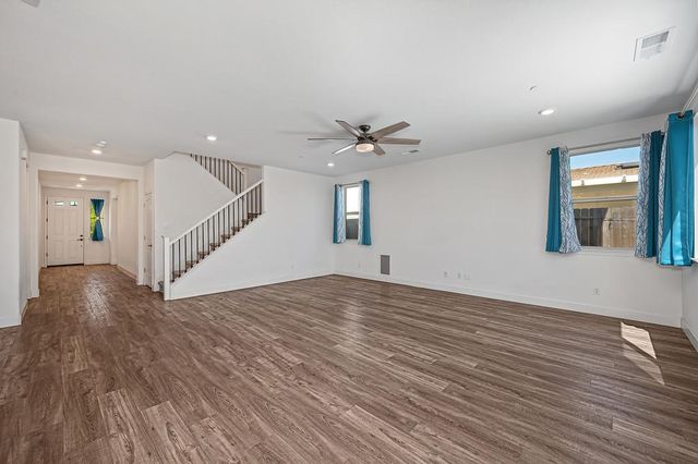9704 Tangelo Cir, Elk Grove, CA 95624