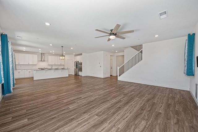 9704 Tangelo Cir, Elk Grove, CA 95624