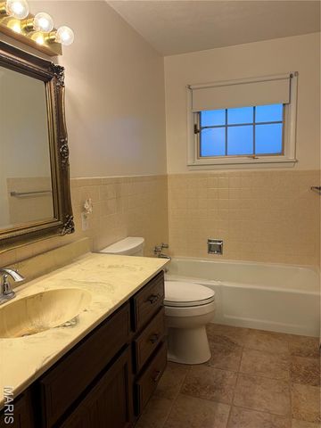 605 S Jefferson Avenue, Union, MO 63084