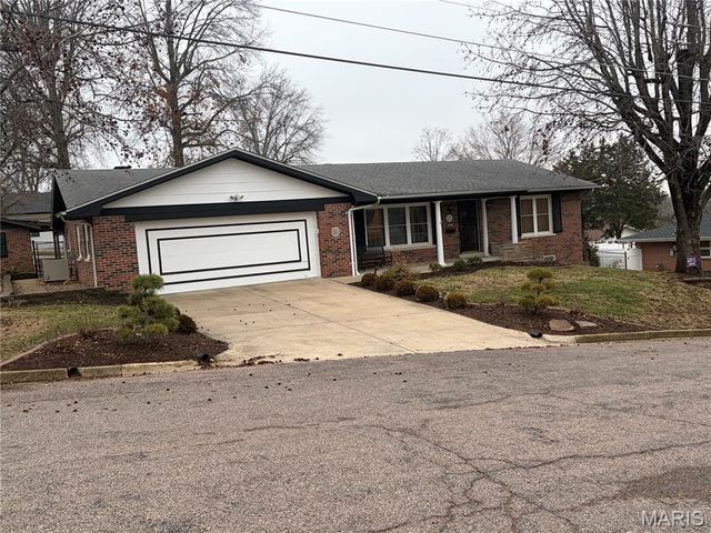 605 S Jefferson Avenue, Union, MO 63084