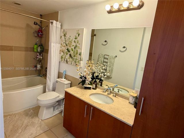 1945 S Ocean Dr 2212, Hallandale Beach, FL 33009