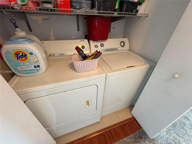 1945 S Ocean Dr 2212, Hallandale Beach, FL 33009