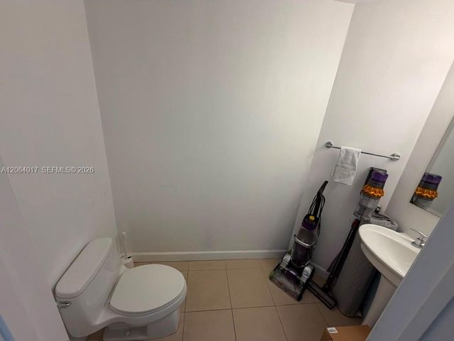 1945 S Ocean Dr 2212, Hallandale Beach, FL 33009