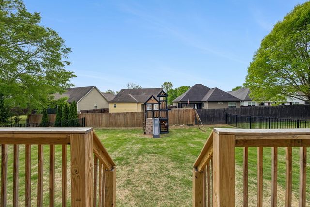 8016 Frostwood Lane, Ooltewah, TN 37363