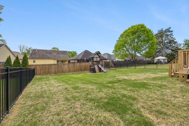 8016 Frostwood Lane, Ooltewah, TN 37363