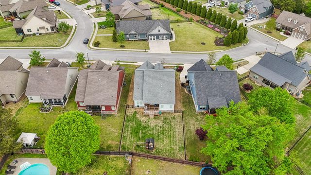 8016 Frostwood Lane, Ooltewah, TN 37363