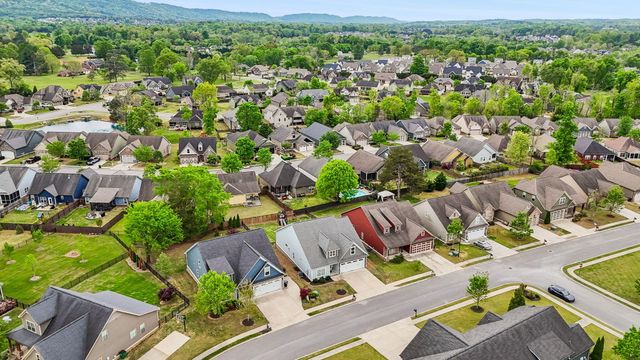 8016 Frostwood Lane, Ooltewah, TN 37363