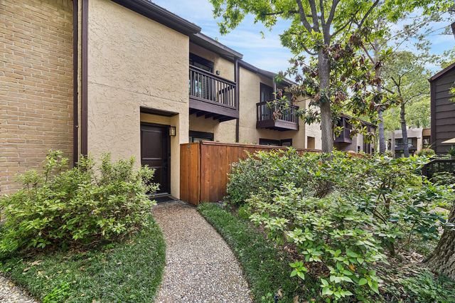 11711 Memorial Drive 95, Houston, TX 77024