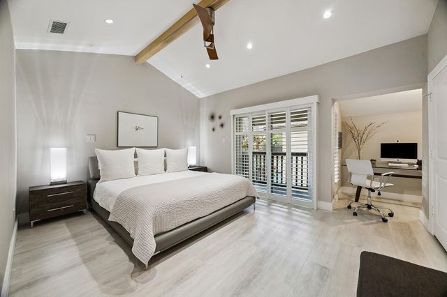 11711 Memorial Drive 95, Houston, TX 77024