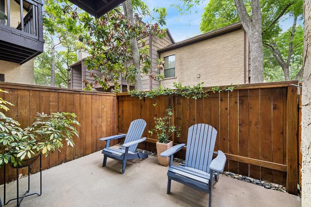 11711 Memorial Drive 95, Houston, TX 77024