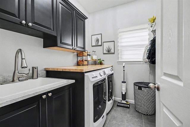 6714 Haymarket, Shelby Twp, MI 48317