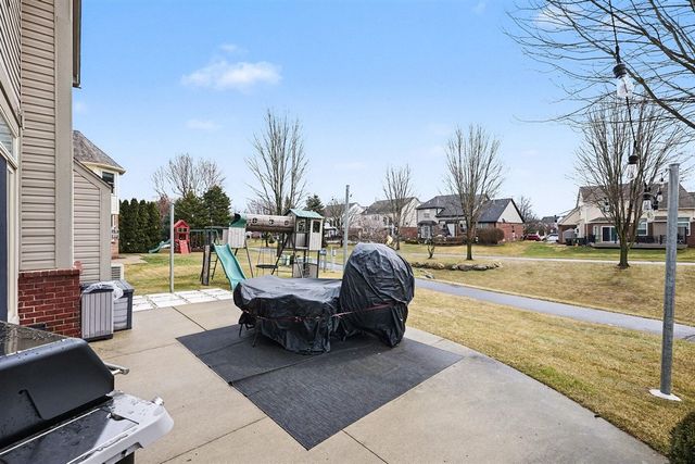 6714 Haymarket, Shelby Twp, MI 48317