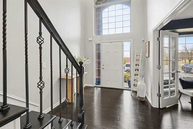 6714 Haymarket, Shelby Twp, MI 48317