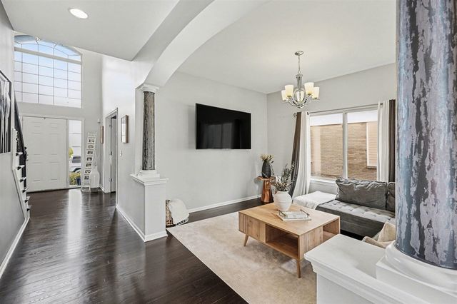 6714 Haymarket, Shelby Twp, MI 48317