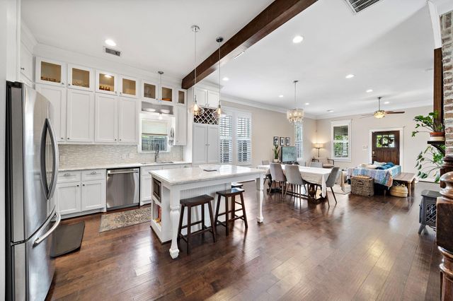 1811 Shearn Street, Houston, TX 77007