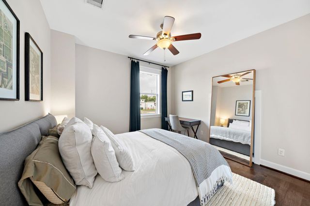 1811 Shearn Street, Houston, TX 77007