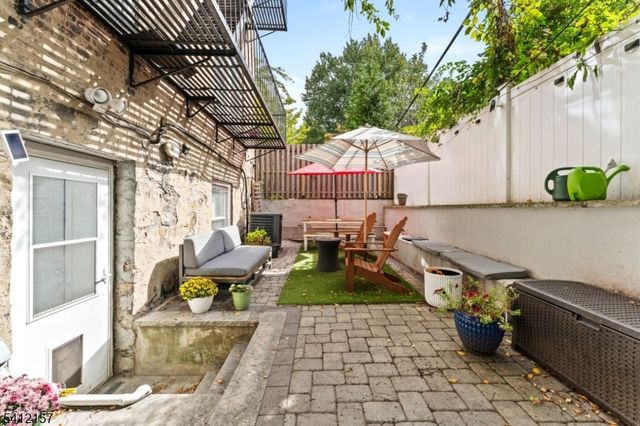 47 47th street 9, Weehawken Twp., NJ 07086