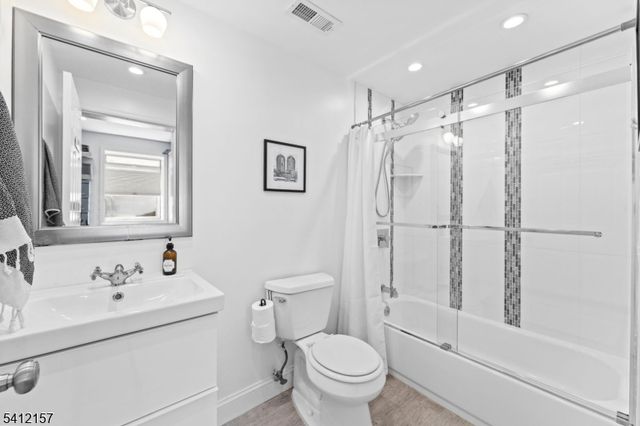 47 47th street 9, Weehawken Twp., NJ 07086