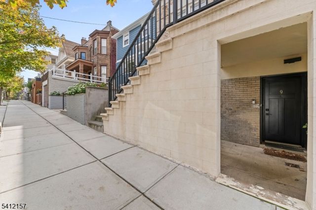 47 47th street 9, Weehawken Twp., NJ 07086