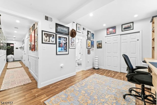 47 47th street 9, Weehawken Twp., NJ 07086