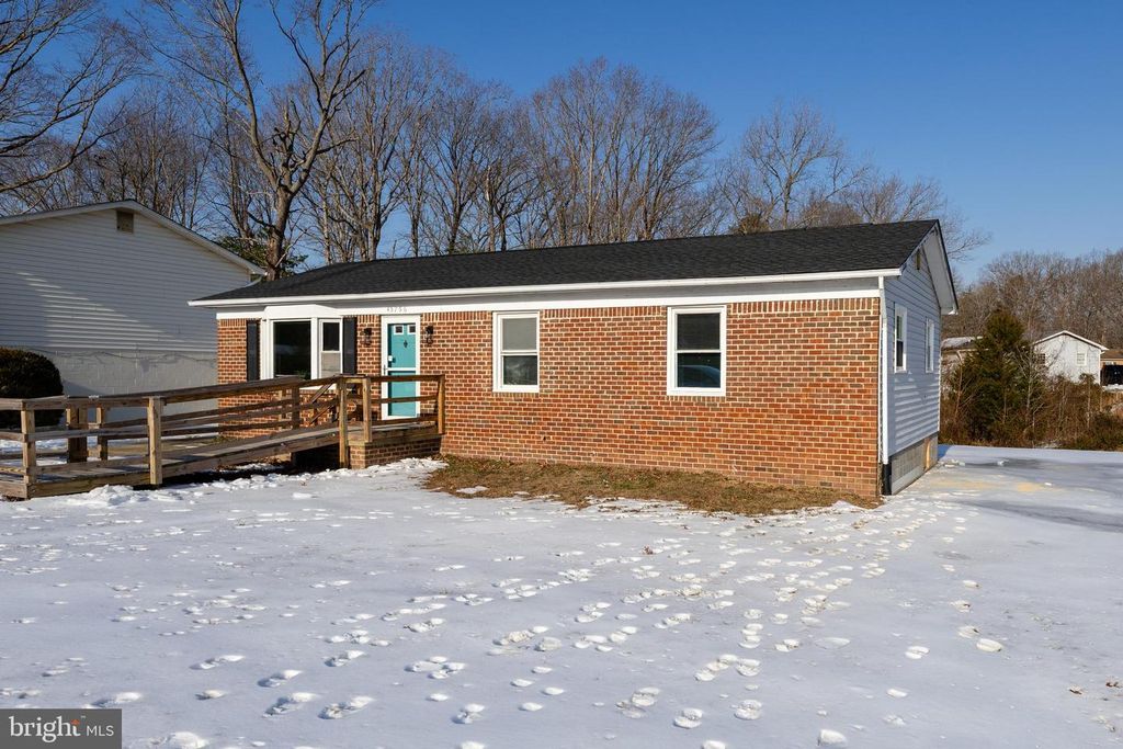 Image 1 of property listing at 45756 SAYRE DR, Great Mills, MD 20634