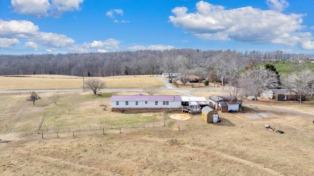 627&641 Novelty RD, Union Hall, VA 24176