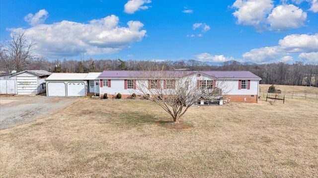 627&641 Novelty RD, Union Hall, VA 24176