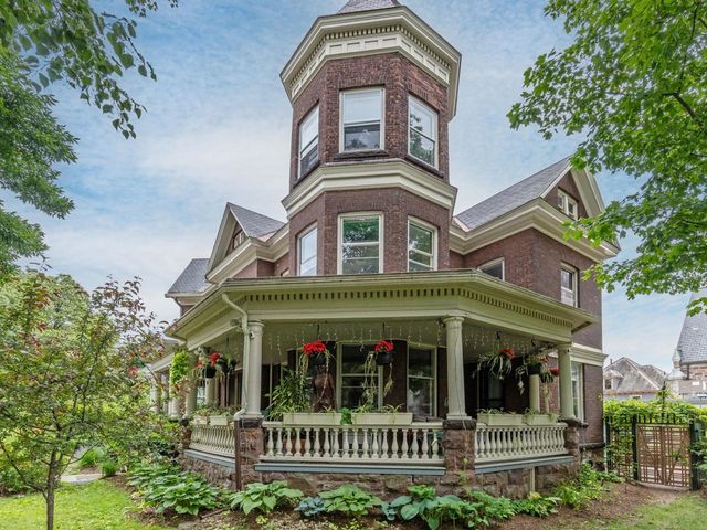 25 Buell Street, Burlington, VT 05401