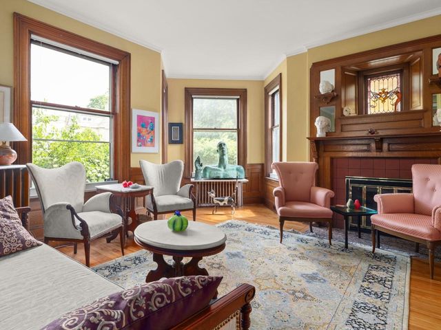 25 Buell Street, Burlington, VT 05401
