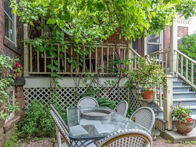 25 Buell Street, Burlington, VT 05401