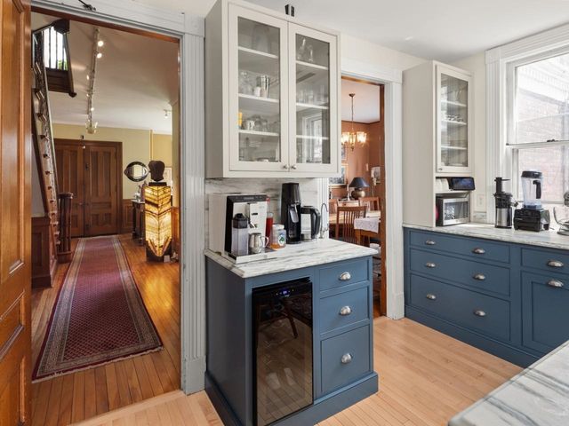 25 Buell Street, Burlington, VT 05401