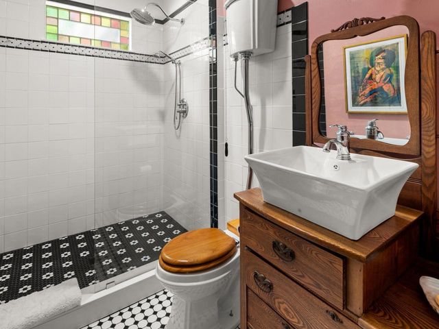 25 Buell Street, Burlington, VT 05401