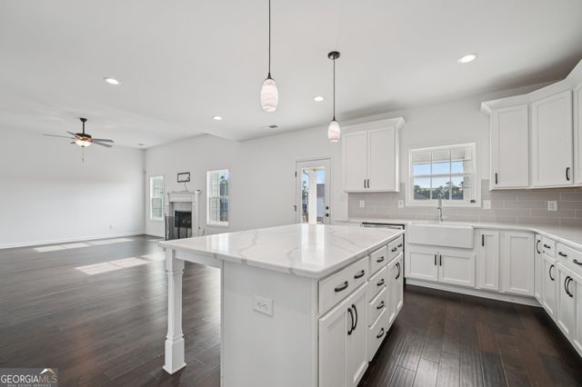 15 Corsican Court, Newnan, GA 30265